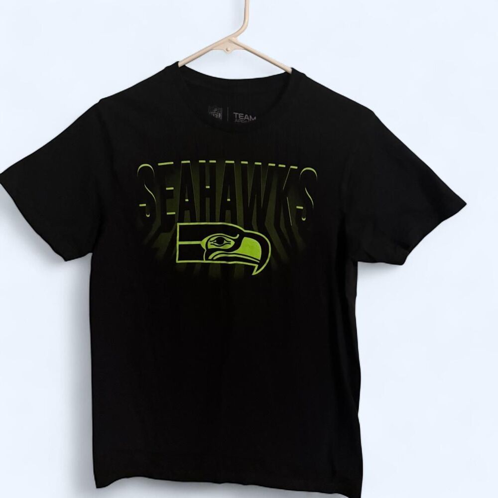 NFL Shirt Men Size S Black Seattle Seahawks Graphic Tee Team Apparel